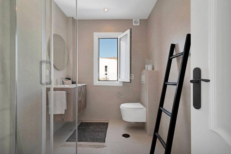 Foto 3a9c5373-3999-45b3-8574-837063d550f7. Miete chalet in avenida benamara 15 in Paraiso - Barronal Estepona