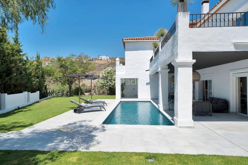 Foto ecf61bd7-8b47-40ac-b54a-989a83ac2413. Miete chalet in avenida benamara 15 in Paraiso - Barronal Estepona
