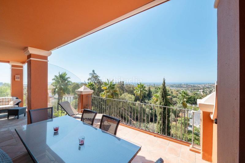 Foto 1b4355ed-7a1d-4ca5-b813-0af00f8b81a2. Rent penthouse in carretera benahavís 15 in Nueva Atalaya Estepona