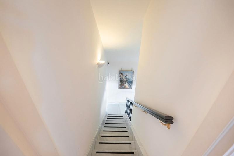 Foto 6fe4245d-df1a-4063-950e-a84d6af7caee. Rent penthouse in carretera benahavís 15 in Nueva Atalaya Estepona