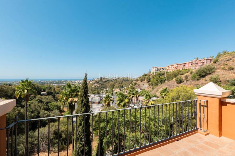Foto dd6efabc-6e10-4c07-ae2c-55eb9b36c677. Rent penthouse in carretera benahavís 15 in Nueva Atalaya Estepona