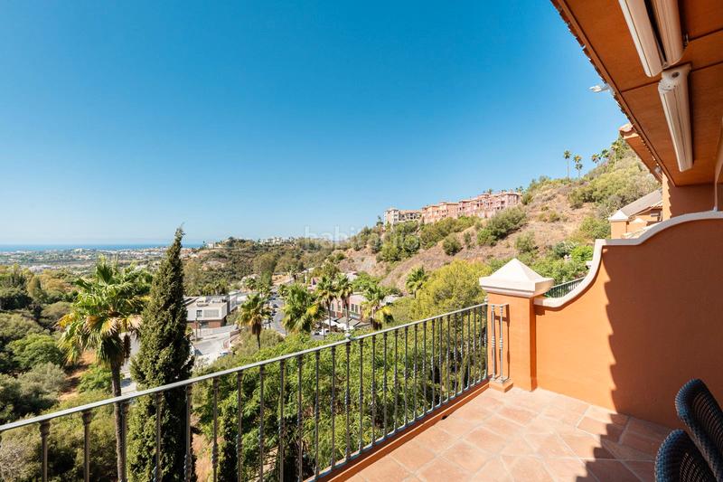 Foto fc3c328a-b435-477b-a23a-dfdac830da8a. Rent penthouse in carretera benahavís 15 in Nueva Atalaya Estepona
