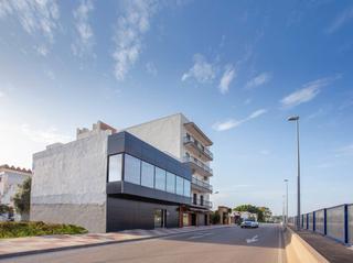 Edifici a Calle juan ramón jiménez 64. Edificio comercial en venta en  san pedro alcántara