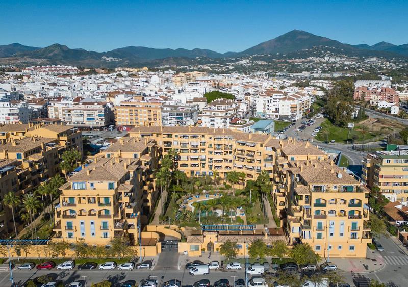 Foto e8734acf-de8a-4909-93c6-19550cae3a0d. Piso en calle sp 28 de febrero 1 piso en venta en Marbella