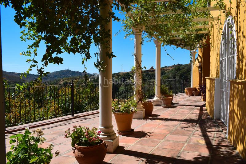 Foto d3712420-65d2-4355-8671-ce9bc00a69fb. Chalet en calle jollanias 2 descubra el encanto y potencial de una propiedad única a minutos de marbella en Ojén