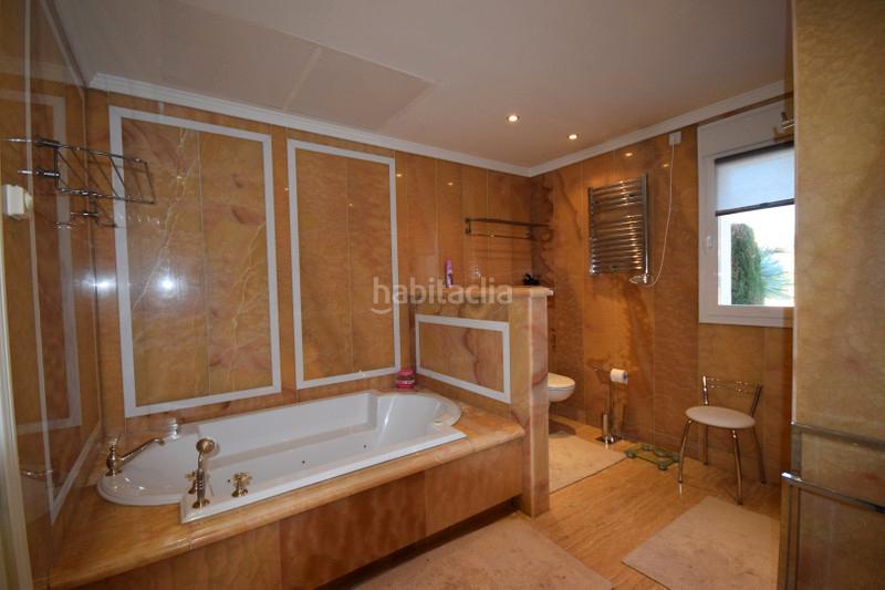 Foto bc845f91-b96f-45bd-b191-5a8c8ecba42a. Rent apartment in calle ancha 11 in Casco Antiguo Marbella