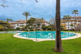 Àtic a Urbanización la alzambra 11. La dama de noche: su próxima inversión de lujo en marbella