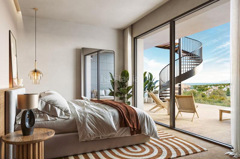 Foto 9a8e5d75-8968-422e-9f7b-64e2bb48d92b. Casa pareada en diseminado poligono 15 1 descubra el lujo y la exclusividad en cabopino: su villa de ensueño en la costa del sol en Marbella