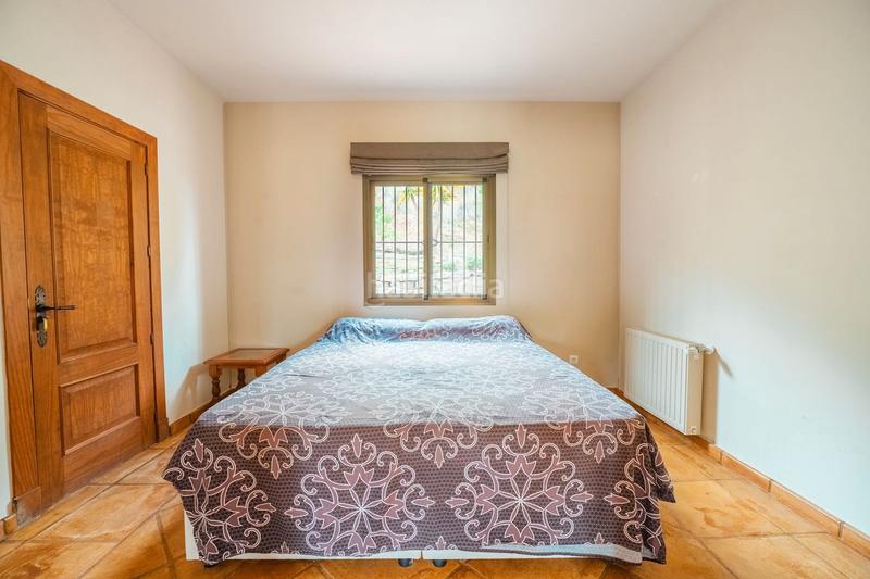 Foto 076ac01b-61ea-4bc2-ba05-34956fe2be69. Chalet en calle romera 36 descubra su próximo hogar con vistas impresionantes en la costa del sol en Monda