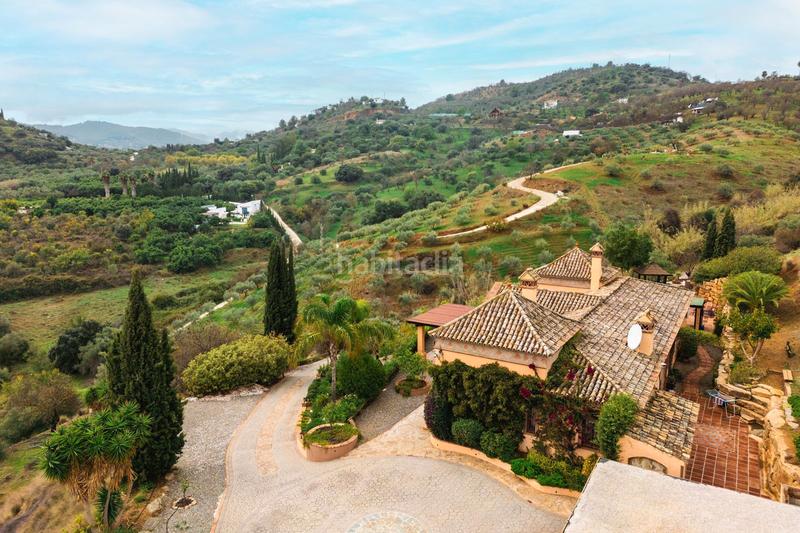 Foto 0edc4c2e-c458-4ccb-abad-cfb77909648b. Chalet en calle romera 36 descubra su próximo hogar con vistas impresionantes en la costa del sol en Monda