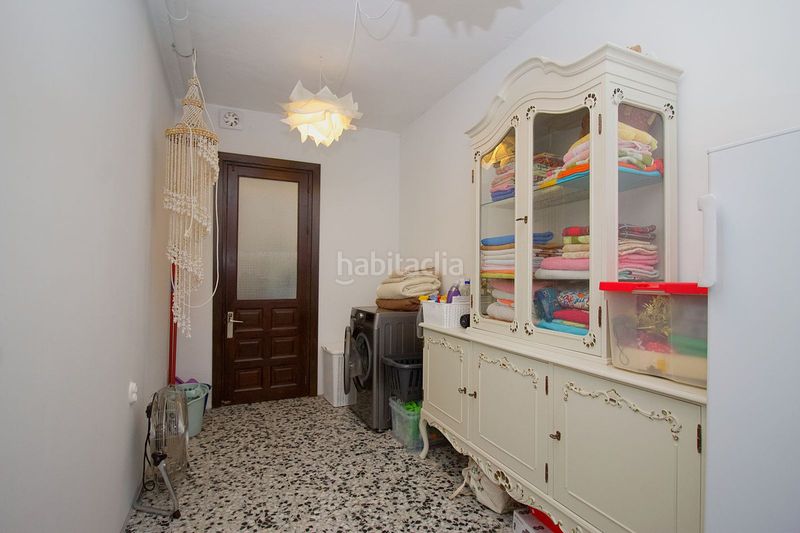 Foto b731a07f-eeb8-437e-bf2e-4d2259d0a7dc. Chalet en terreno sup.r.8 268 su refugio de paz y lujo en la costa del sol: una oportunidad única para familias en Coín