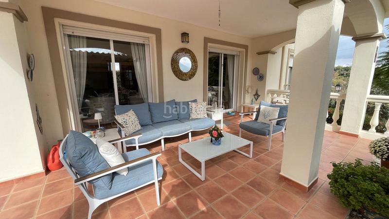 Foto 31ad7c3e-0fd7-4031-821c-7219d733126a. Chalet dans calle reyes católicos 7 dans Coín