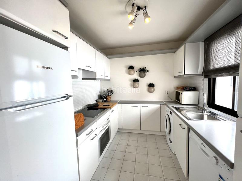 Foto 489e5250-22a3-45f6-824f-c47430369e32. Location duplex dans calle Parque Central 5 dans Parque Central Estepona