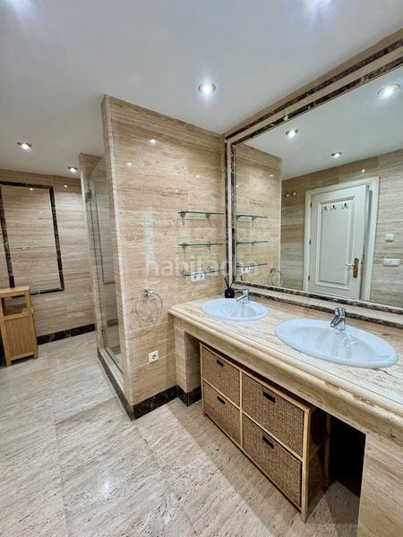 Foto f4dd48c8-08a1-421d-9008-e63b4d195240. Affitto piccolo appartamento con parcheggio piscina in Marbella