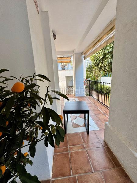 Foto f62b4a2e-6a1d-49dc-b36e-69476d387285. Alquiler apartamento elegancia y confort en Las Lomas de Río Verde Marbella