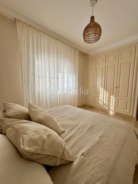 Foto d90be2ba-3315-41ee-b0fb-8d76b9d37448. Lloguer apartament amb aparcament piscina a Las Lomas de Río Verde Marbella