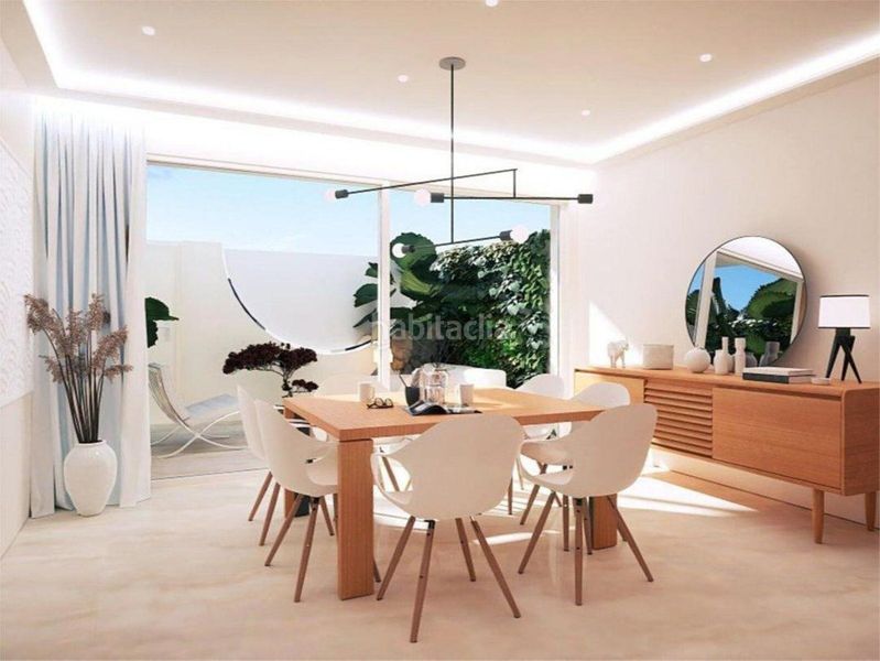 Foto 59e5f0a9-7e83-4bc8-89d6-a293f7a2c35e. Casa adossada amb aparcament piscina a Puerto Banús Marbella