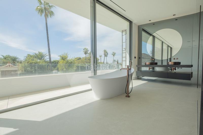 Foto 32c2d308-26f9-4fc9-b9c2-d098c06c51c7. Maison jumelée avec parking piscine dans La Carolina - Guadalpín Marbella