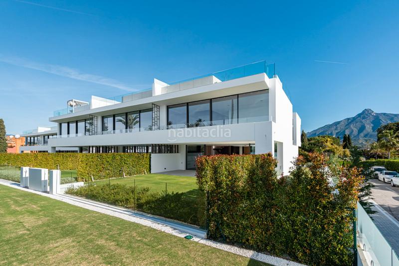 Foto 36d48cc8-bef0-4501-a510-211951439210. Maison jumelée avec parking piscine dans La Carolina - Guadalpín Marbella