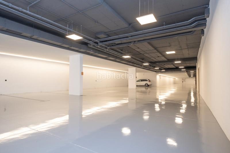 Foto 427c60e6-f3a2-49e4-a811-3b4b5cb0ec53. Maison jumelée avec parking piscine dans La Carolina - Guadalpín Marbella