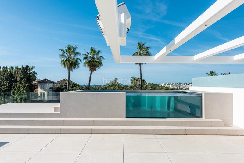 Foto 58d6dbc9-0097-4bb5-94f6-a003dccc14fc. Maison jumelée avec parking piscine dans La Carolina - Guadalpín Marbella