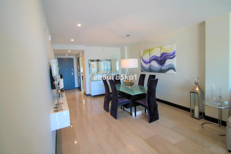 Foto 20f774d7-6431-4c82-9a52-32712a9865b0. Apartament a calle del almendro 6 a Benahavís pueblo Benahavís