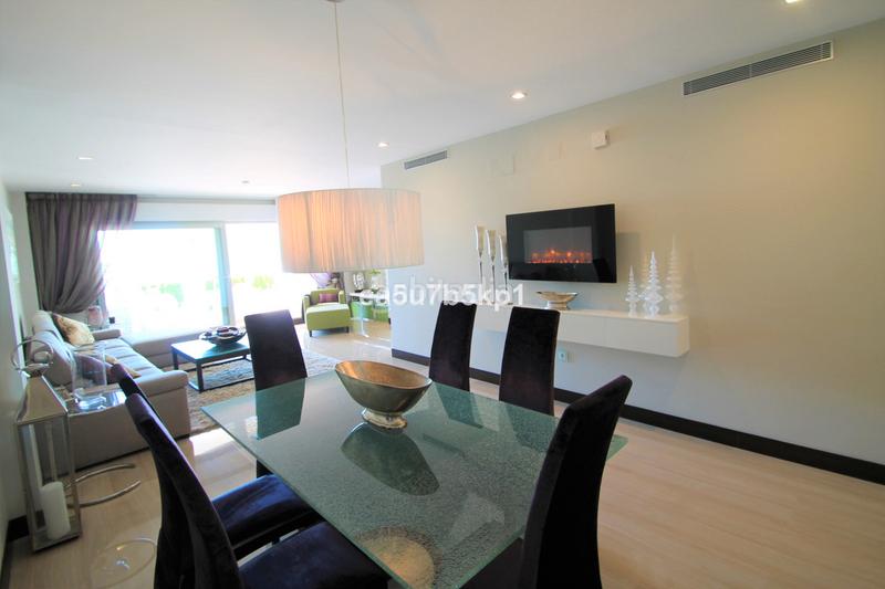 Foto efacb773-c065-45b3-ba98-57ede76984ae. Apartament a calle del almendro 6 a Benahavís pueblo Benahavís