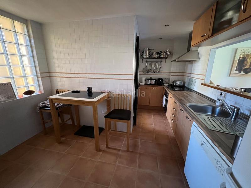 Foto cee134f9-f725-4518-9043-b76e9b76266a. Apartament a avenida benamara 15 a Paraiso - Barronal Estepona