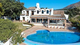 Masia a Plaza de a.galiano 3. Descubra celima, casares: una finca de ensueño con vistas al mar