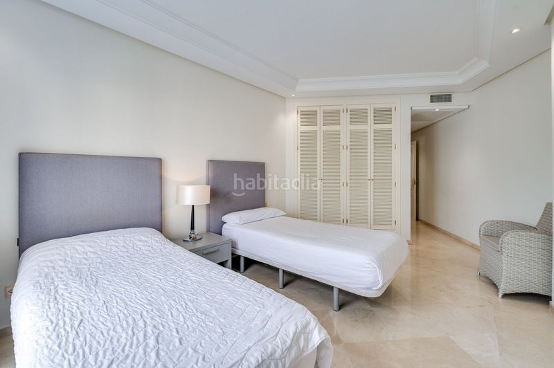 Foto b6e2b4f5-3f7e-4747-82cd-f571c254cbe0. Alquiler dúplex en ventura del mar 15 lujo frente al mar en ventura del mar: dúplex de ensueño en alquiler en Marbella