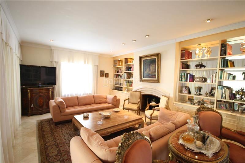 Foto 470f080c-f325-45cf-a2c8-cf1b28322e6b. Chalet in calle del ciervo 16 in Los Monteros Marbella