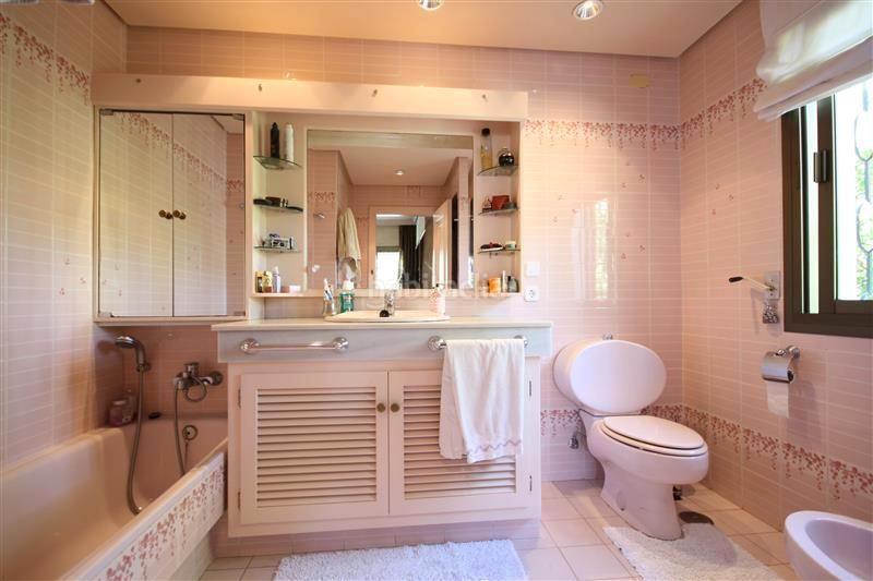 Foto 6d7eba15-f986-4459-9a4a-414be544485a. Chalet in calle del ciervo 16 in Los Monteros Marbella