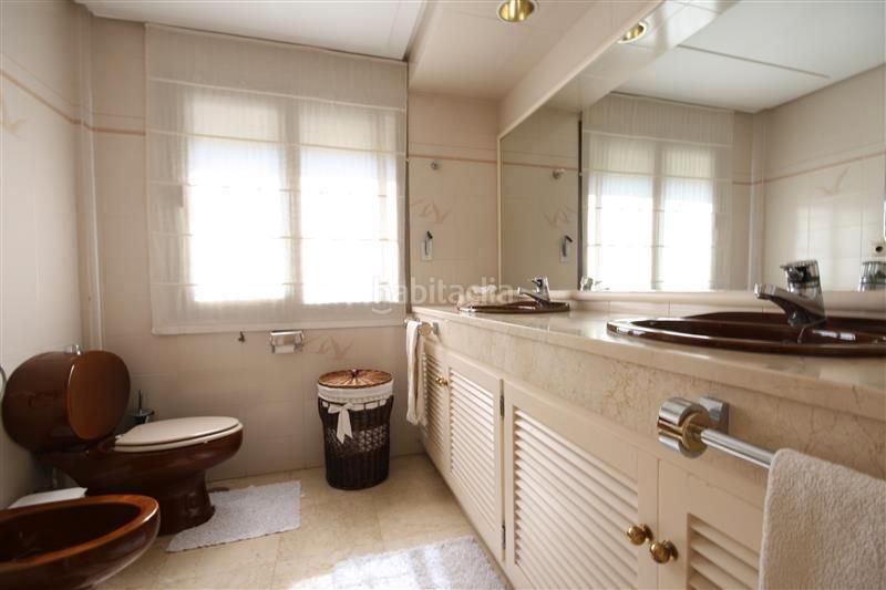 Foto b74f062a-e063-4cfc-a87a-08167ddf6125. Chalet in calle del ciervo 16 in Los Monteros Marbella