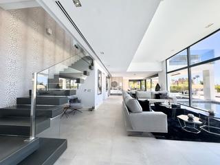 Chalet à Calle del ciervo 16. Descubra el lujo y la exclusividad en los monteros, marbella: su
