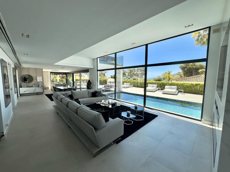 Foto f2e32d37-ea63-4119-9532-307af2bbb29e. Chalet in calle del ciervo 16 in Los Monteros Marbella