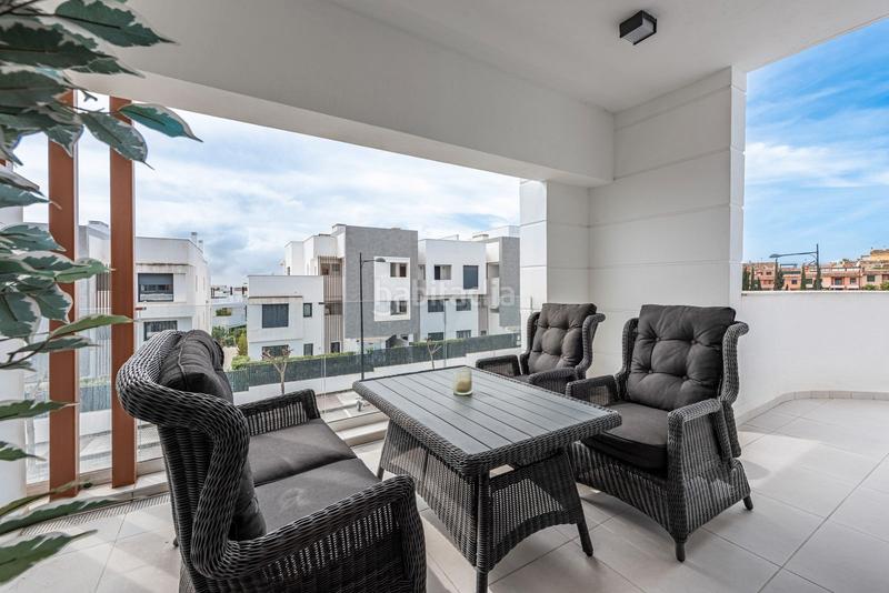 Foto 48cb8a09-c622-42f6-8950-45e0475aa5dc. Reihenhaus in calle espliego 11 in Bel - Air Estepona