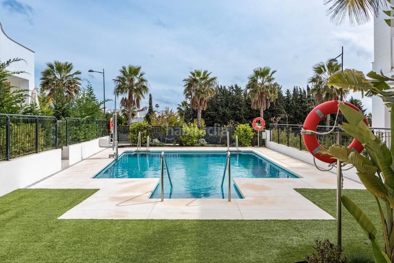 Foto b6245855-f6cd-4c15-b00b-eb80a2f5d443. Reihenhaus in calle espliego 11 in Bel - Air Estepona