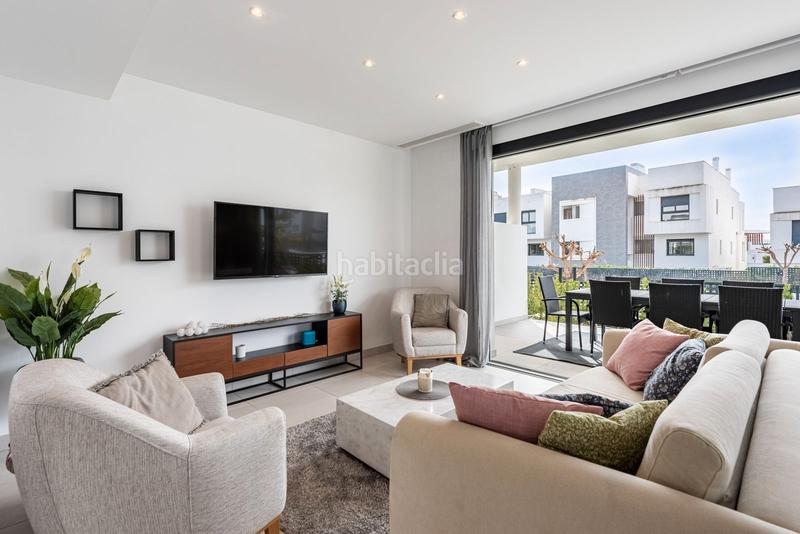 Foto fc1a5aa2-4a58-4537-882b-1e534ea77311. Reihenhaus in calle espliego 11 in Bel - Air Estepona