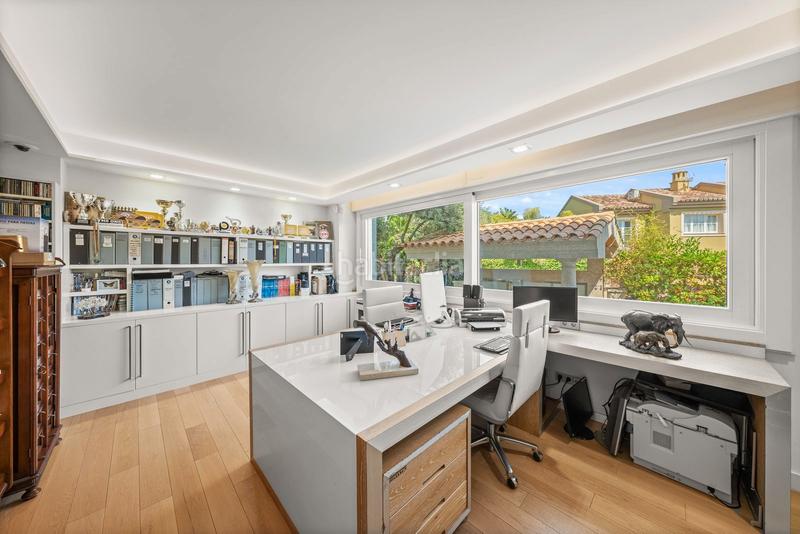 Foto 665a4b8d-4865-4a4e-8db2-95efbdc17fe3. Chalet dans calle del ciervo 16 dans Los Monteros Marbella