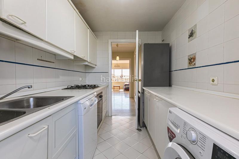 Foto 259d04d7-11c5-4fcd-8091-8eb9da0c5a84. Apartamento ¡tu próxima inversión brillante en la costa del sol te espera! en Estepona