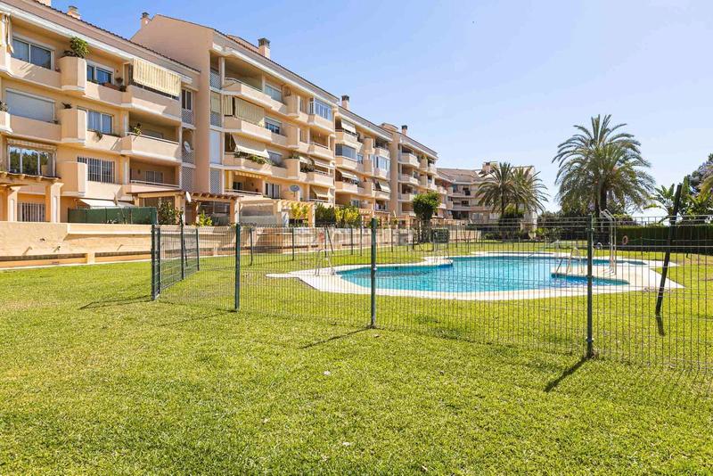 Foto ed244a73-7124-4e4c-aa65-d5b7d6e75489. Apartamento ¡tu próxima inversión brillante en la costa del sol te espera! en Estepona