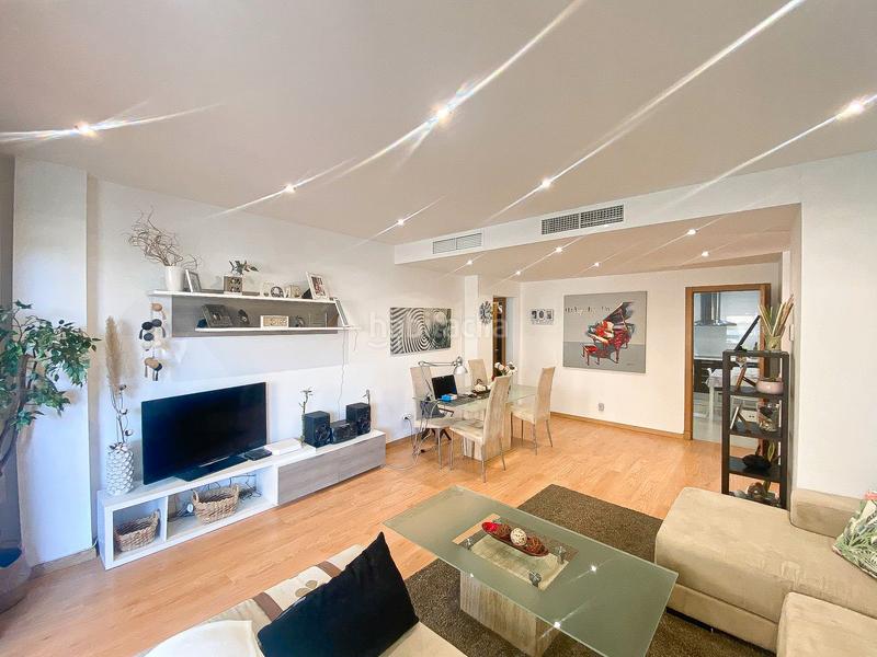 Foto f8a1f832-8232-4f6d-ab4f-39eda176fbc4. Apartamento tu oasis en selwo: lujo y confort a un paso del mar en Estepona