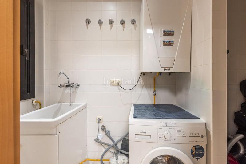 Foto 06de15f8-91b7-46b5-b0cd-6531dac881d7. Piso en calle las mimosas 5 las mimosas, Puerto Banús: su oasis de lujo y exclusividad le espera en Marbella