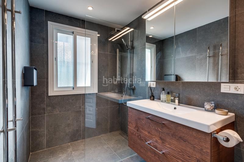 Foto 0abcb47f-9ecd-43ff-bebd-cbab581d734c. Semi detached house in urbanización los olivos i 1 in Marbella