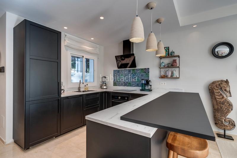 Foto 1477c504-abbe-428f-9488-f4583fc2ea2e. Semi detached house in urbanización los olivos i 1 in Marbella