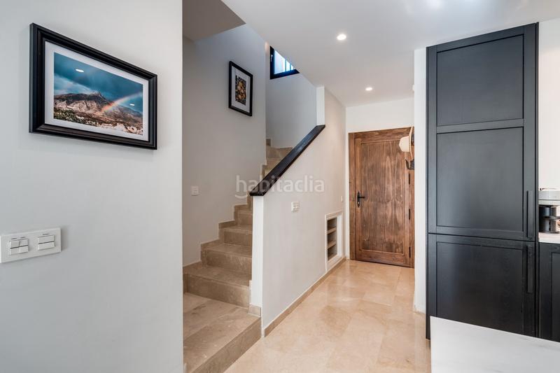 Foto 4d7c5d7b-8e59-4c31-a00a-610084ed64cd. Semi detached house in urbanización los olivos i 1 in Marbella