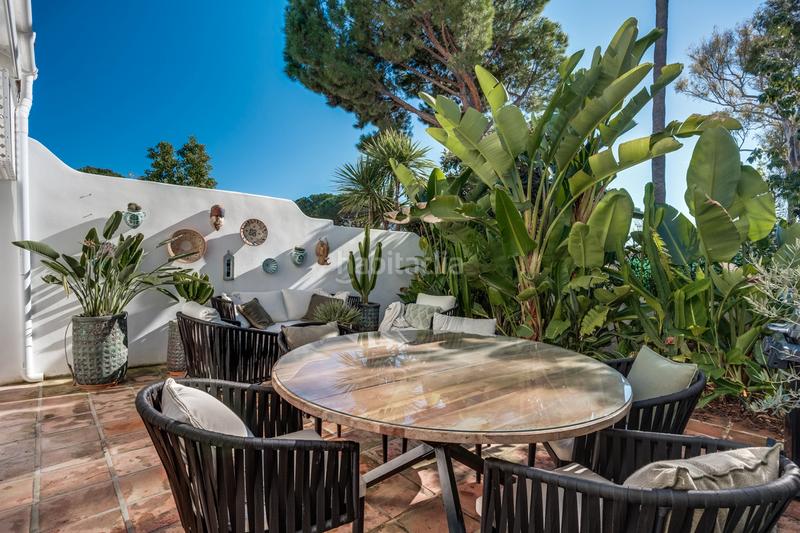 Foto 810e9a6d-1dea-4a1a-a0ee-673973c92f67. Semi detached house in urbanización los olivos i 1 in Marbella