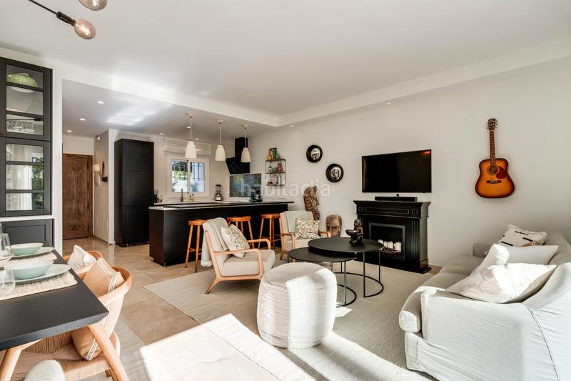 Foto dc74cf1f-c163-4414-8e81-f12604856ef8. Semi detached house in urbanización los olivos i 1 in Marbella