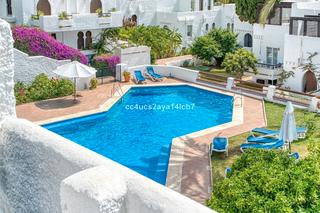 Casa adossada a Avenida cibeles 30. ¡descubra el lujo redefinido en el corazón de nueva andalucía!