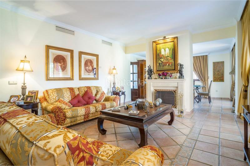 Foto bbff6744-8b57-4c46-acc8-4a8217136ea8. Chalet dans calle 19 c 501 dans Guadalmina Alta Marbella